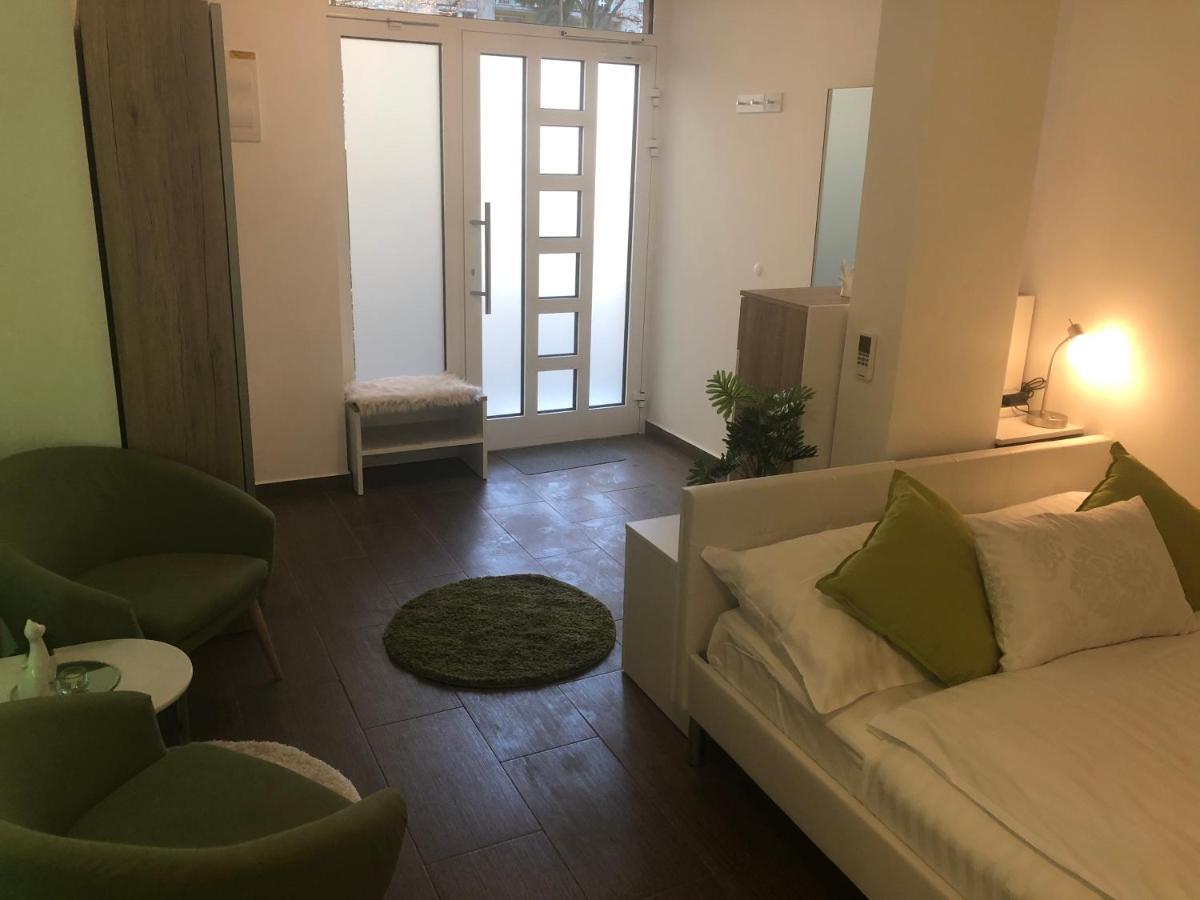 Luxury Central Studio Under The Castle Lejlighed Ljubljana Eksteriør billede